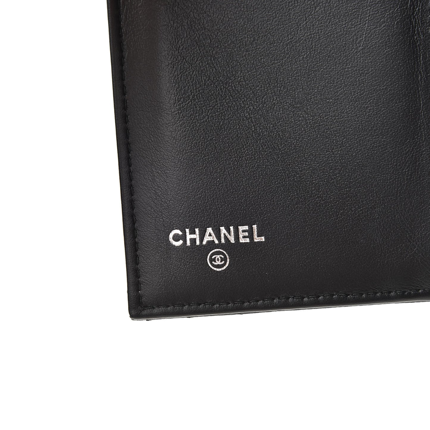 Caviar Chevron Quilted Medium Boy Flap Wallet Black
