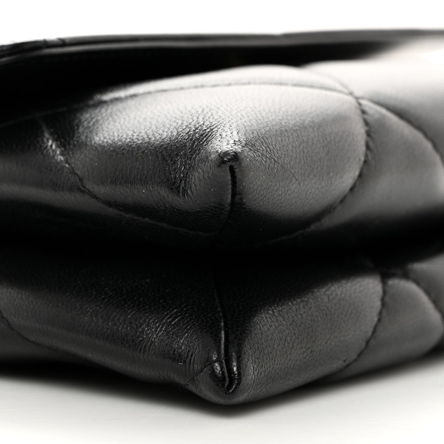 Lambskin Quilted 19 Flap Clutch Black