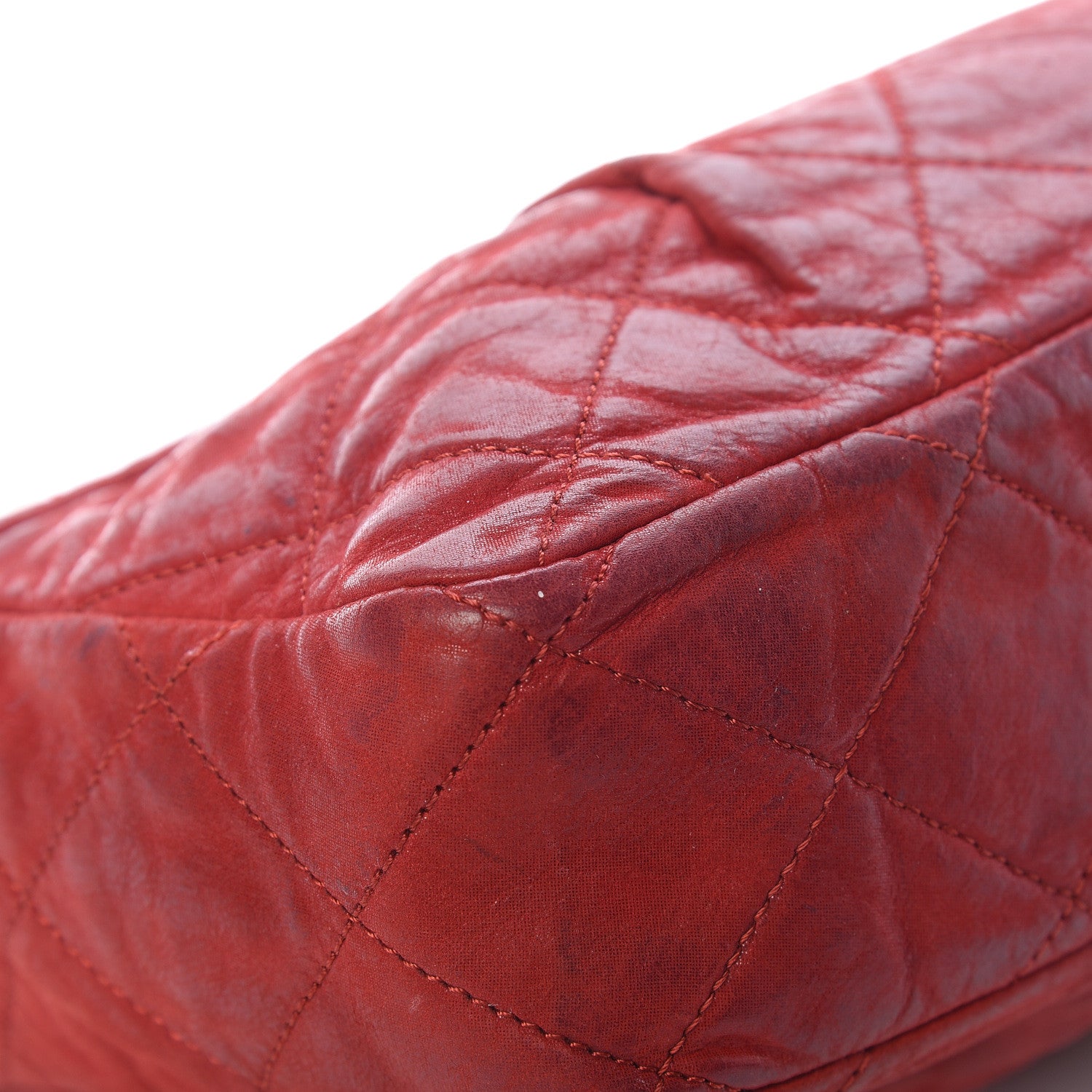 Chanel Iridescent Calfskin Large Chic Quilt Flap Red 18 of 23