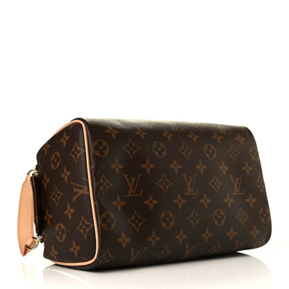 Louis Vuitton Monogram Dopp Kit Toilet Pouch 3 of 4