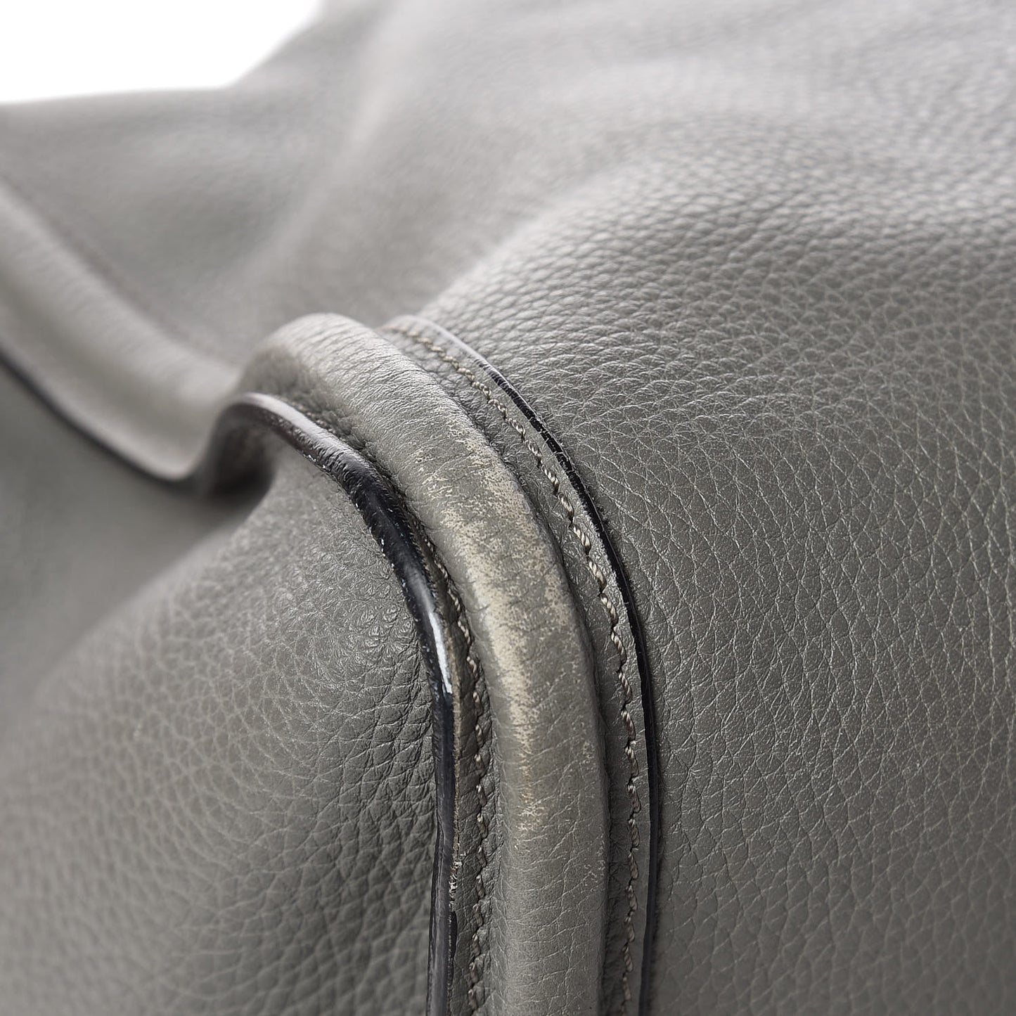 Pebbled Calfskin Large Skull Padlock Zip Around Tote Dark Grey