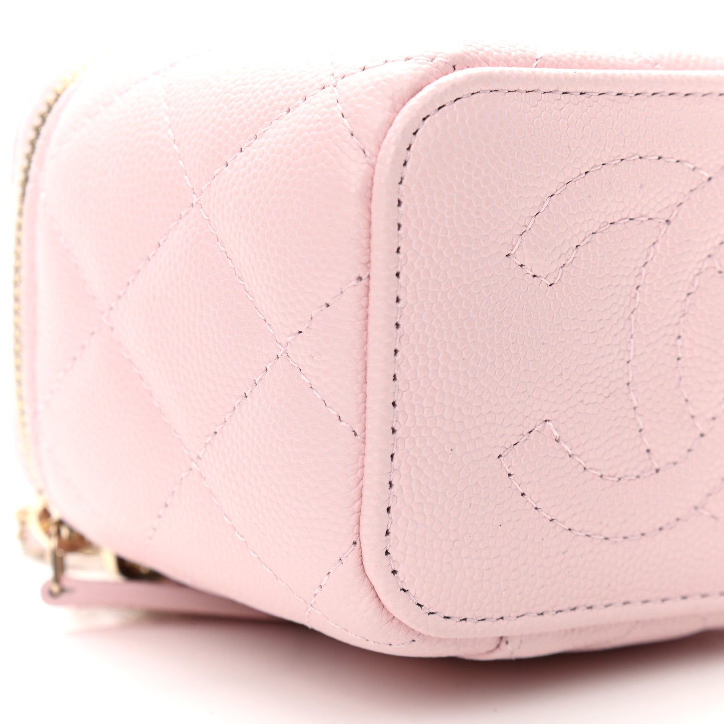 Caviar Quilted Mini Vanity Case With Chain Light Pink