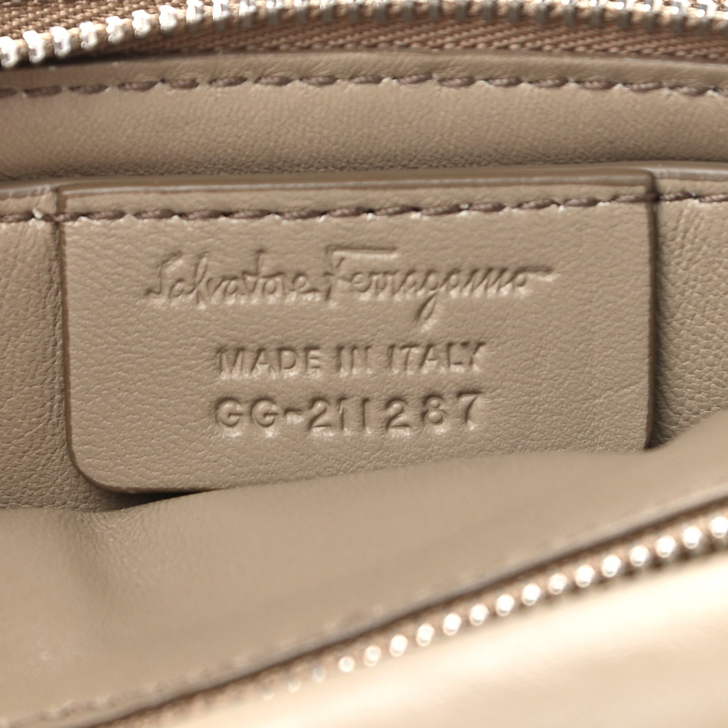 Calfskin Small Viva Bow Shoulder Bag Bay Leaf