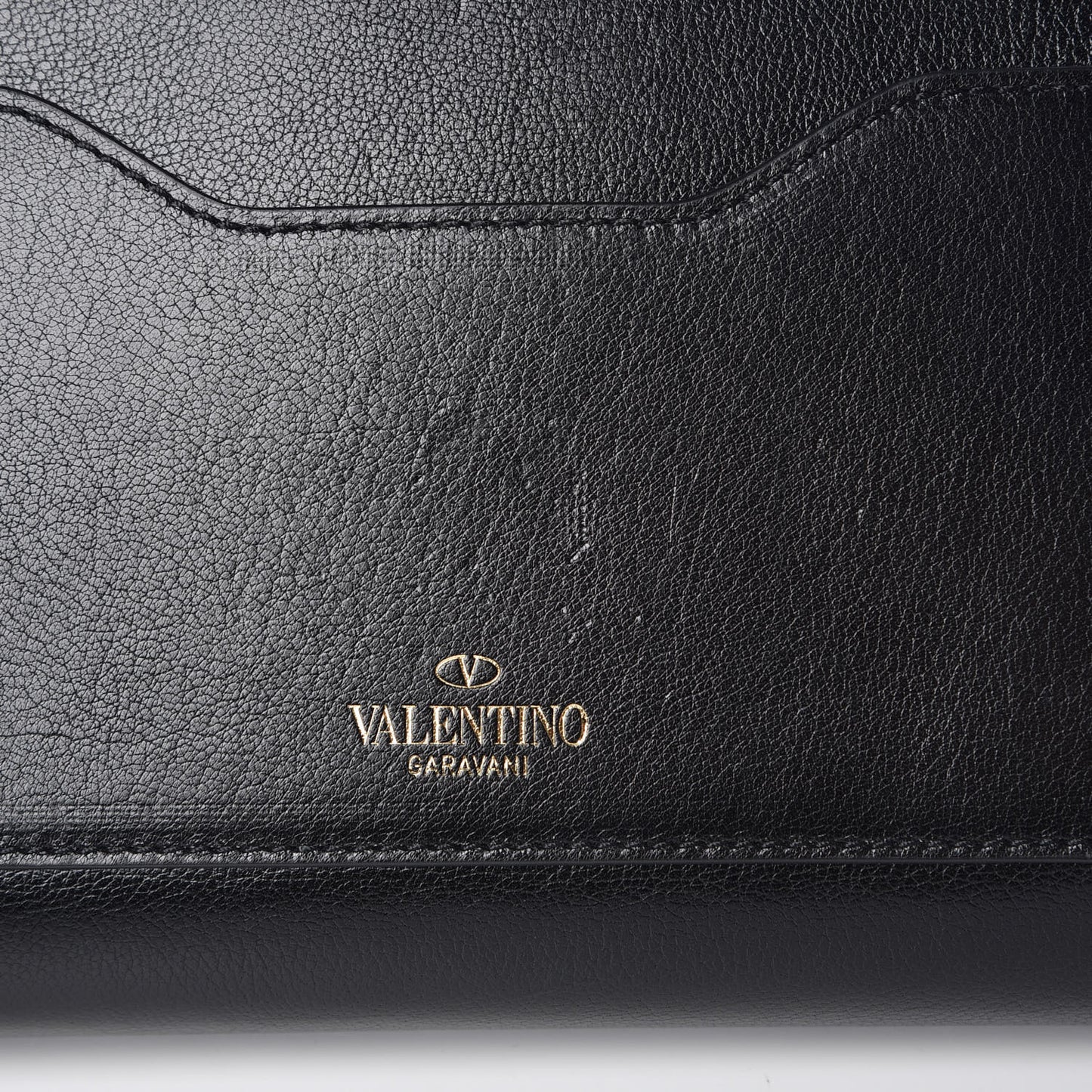 Vitello Rockstud No Limit Shoulder Bag Black