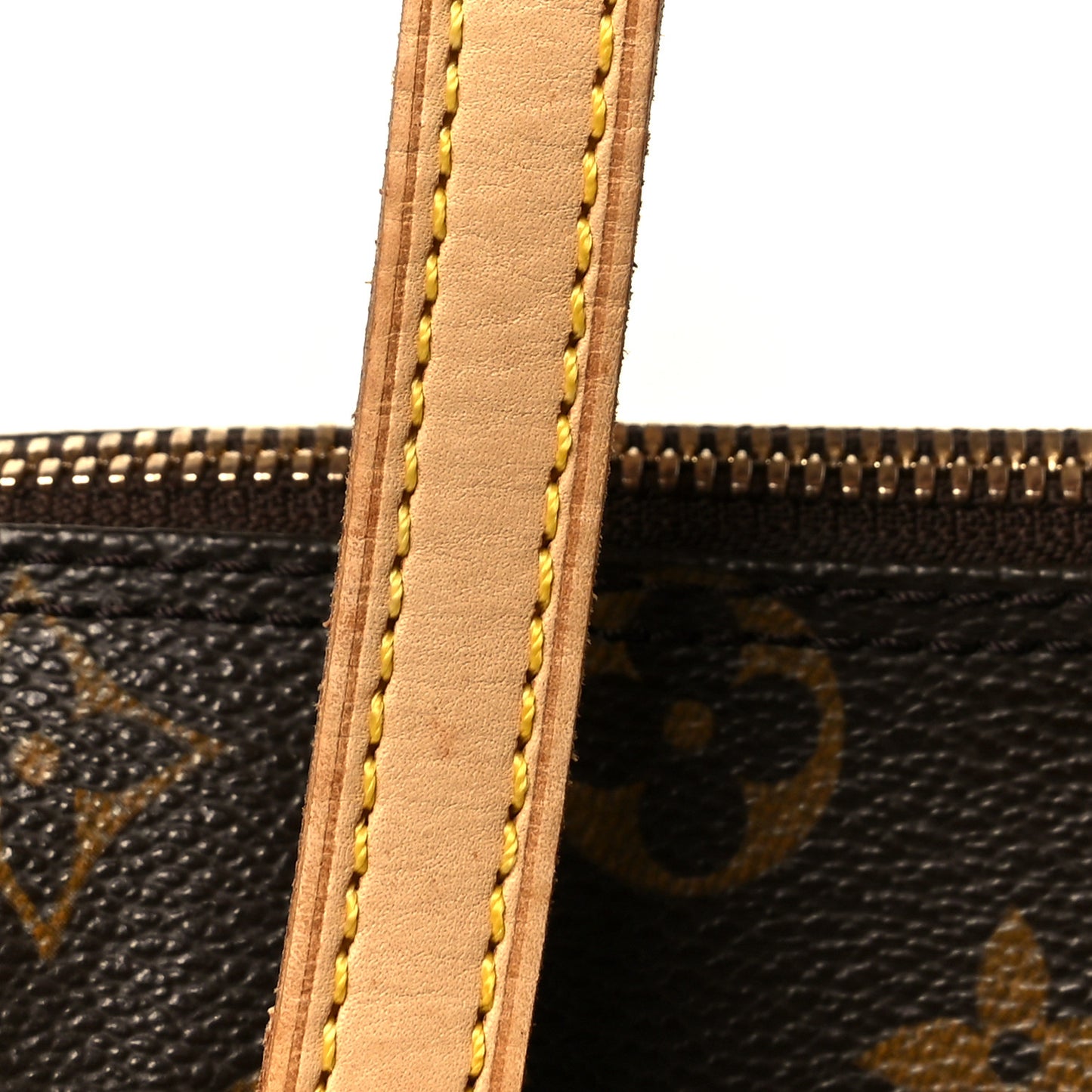 Monogram Sac Coussin GM