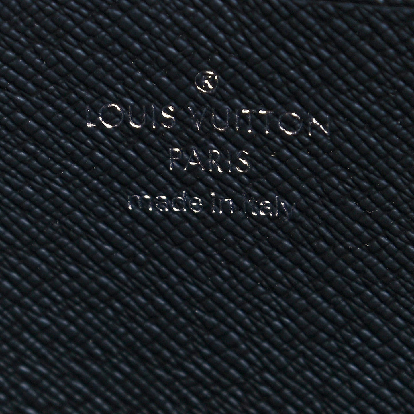 Monogram Eclipse Reverse Pochette Voyage MM