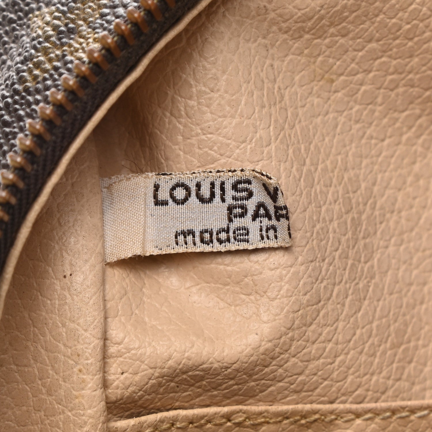 Louis Vuitton Monogram Trousse Toilette 28 6 of 6