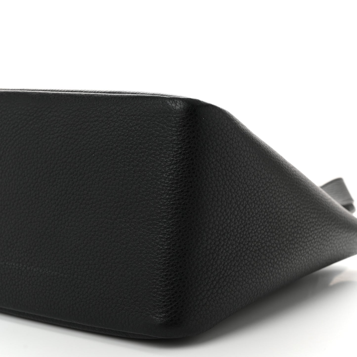 Vitello Daino Soft Medium Dynamique Tote Black