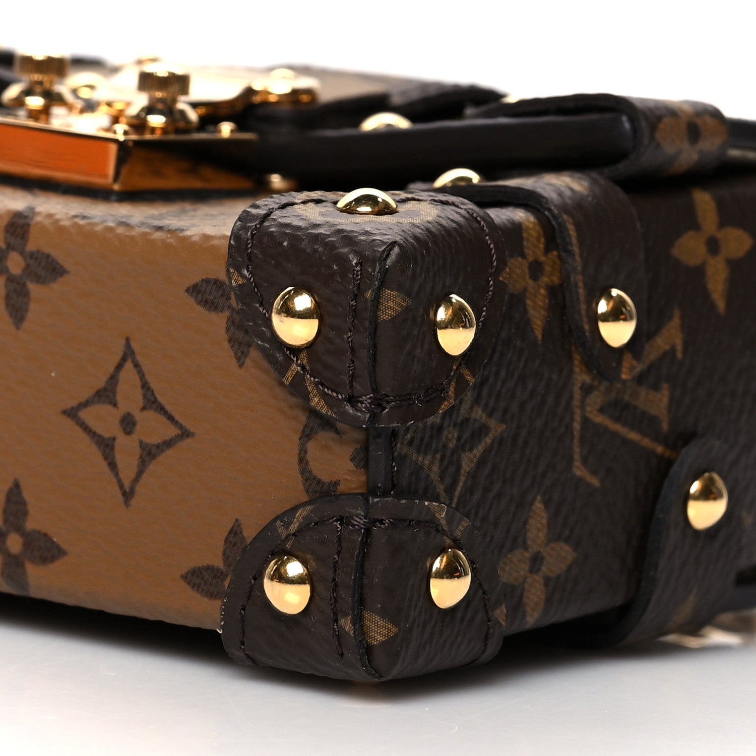 Louis Vuitton Reverse Monogram Essential Trunk NM 9 of 9