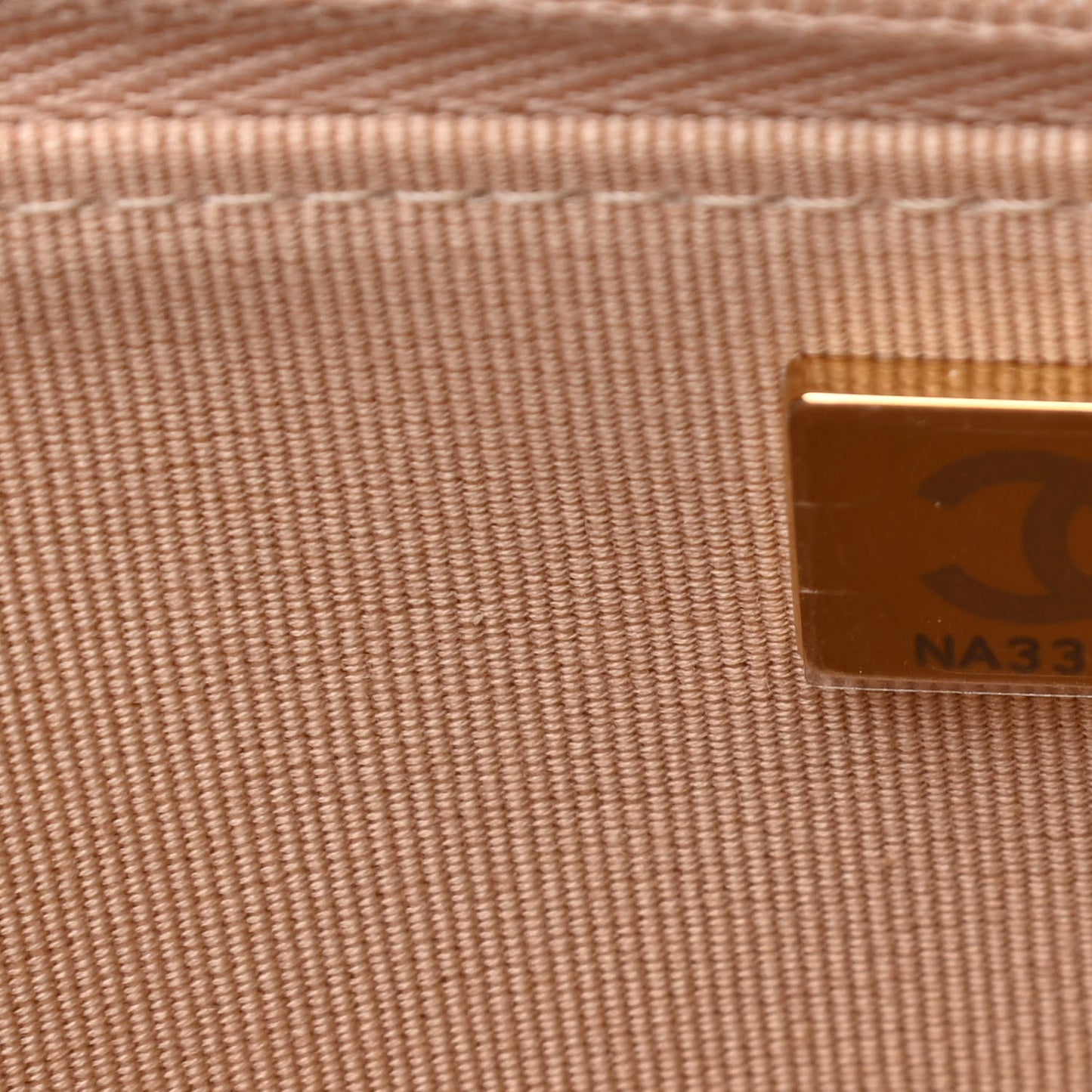 Caviar Quilted Wallet On Chain WOC Beige