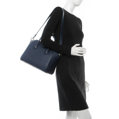 Givenchy Sugar Goatskin Small Antigona Night Blue 3 of 9