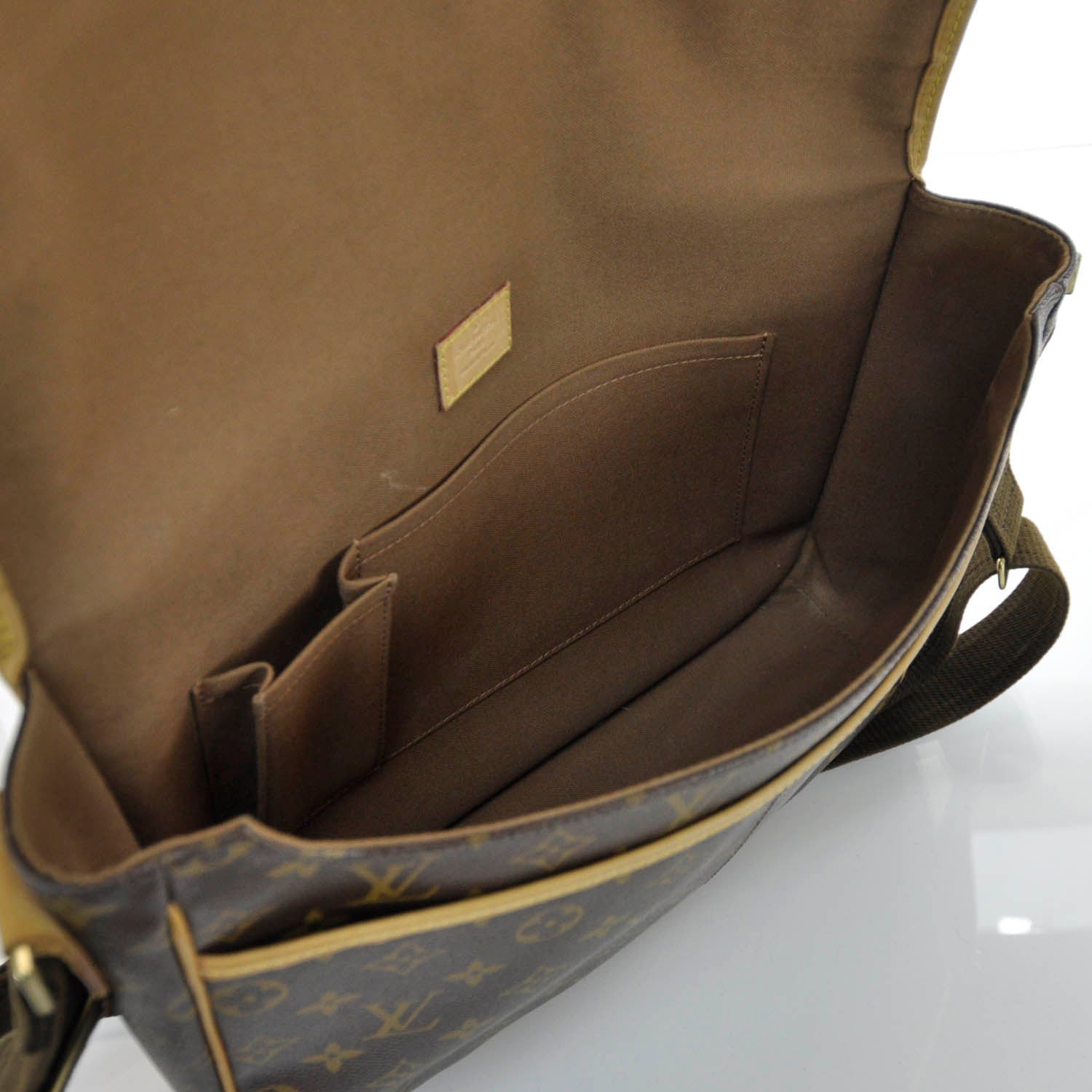 Louis Vuitton Monogram Bosphore GM Messenger Bag 6 of 8