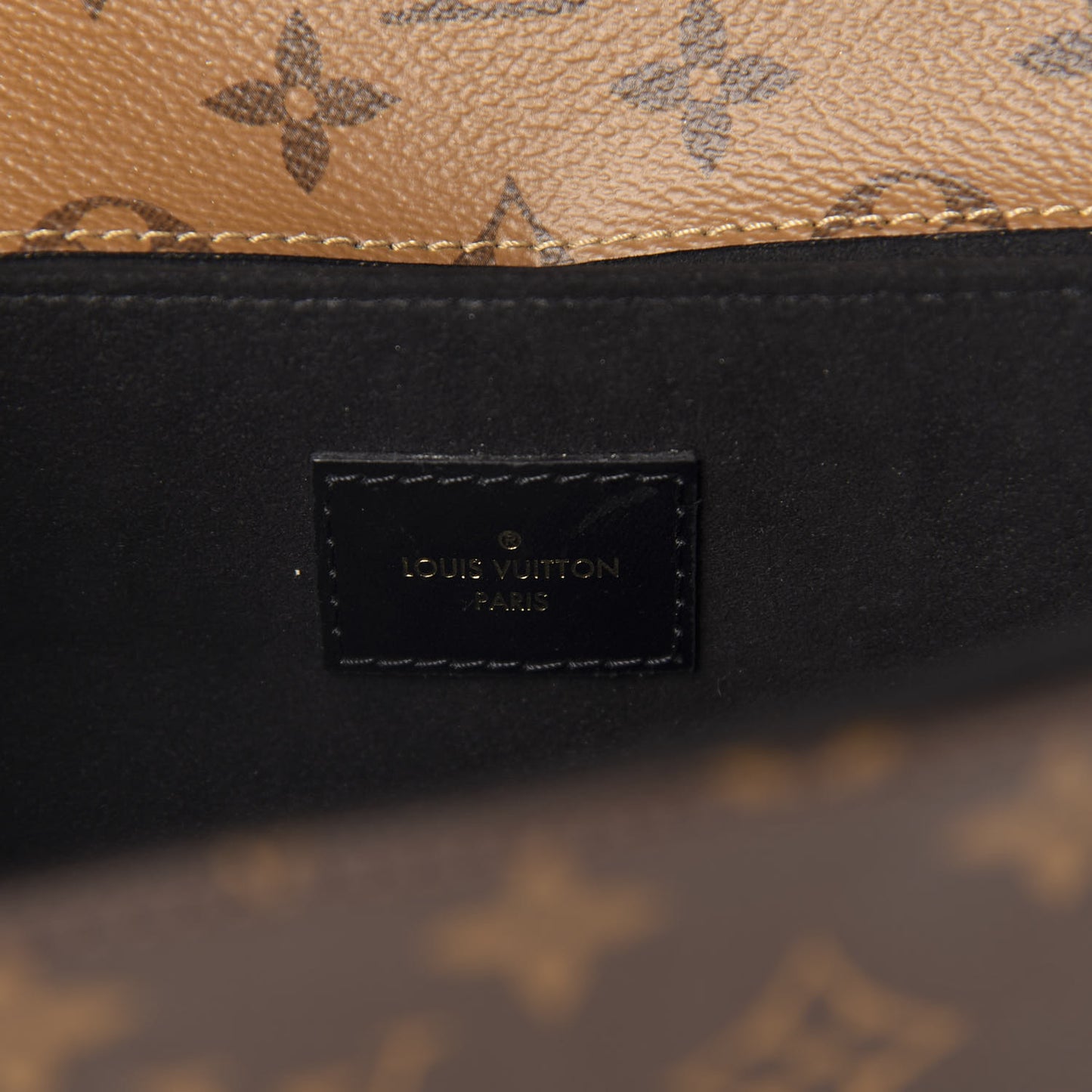 Reverse Monogram Pochette Metis