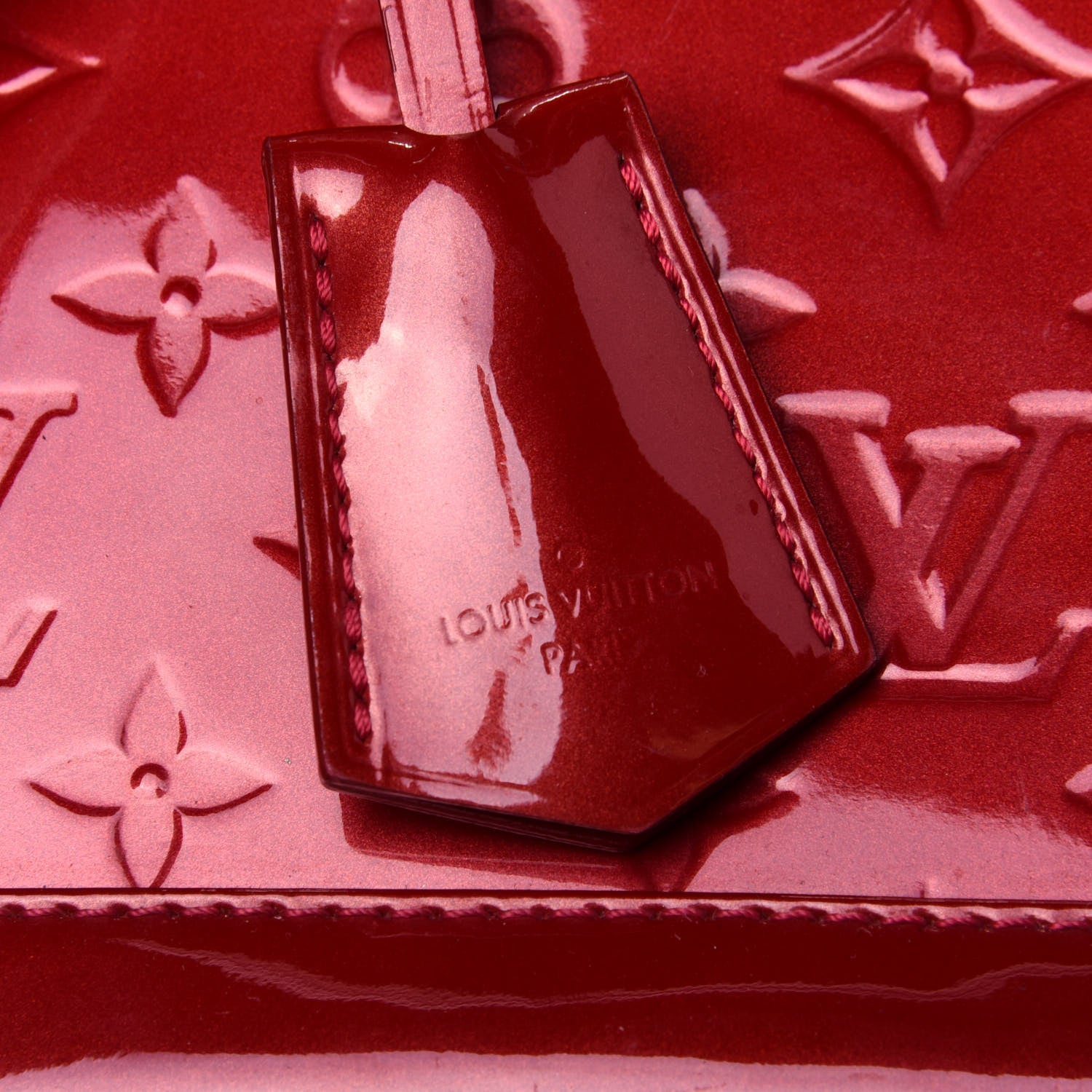 Louis Vuitton Vernis Alma BB Pomme D'Amour 9 of 11