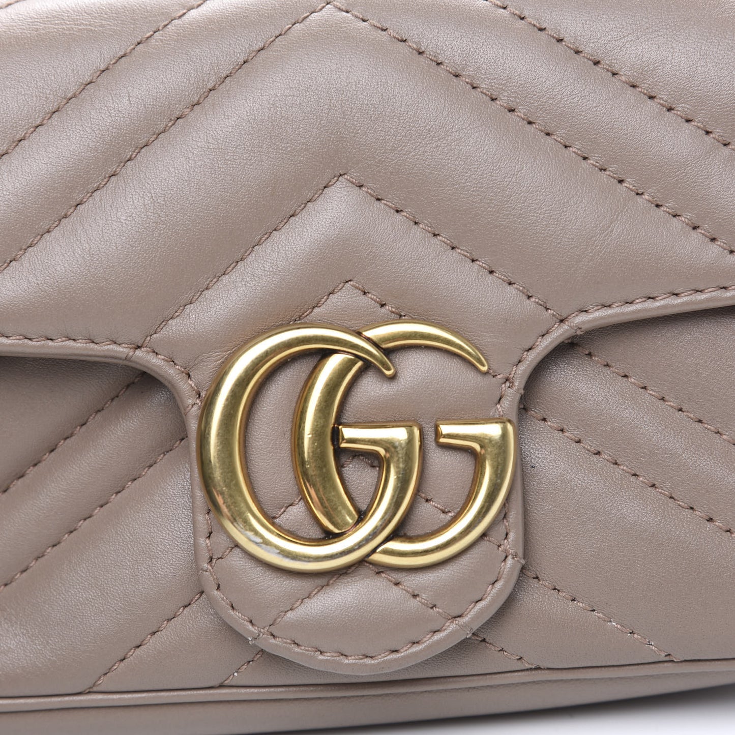 Calfskin Matelasse Super Mini GG Marmont Shoulder Bag Porcelain Rose