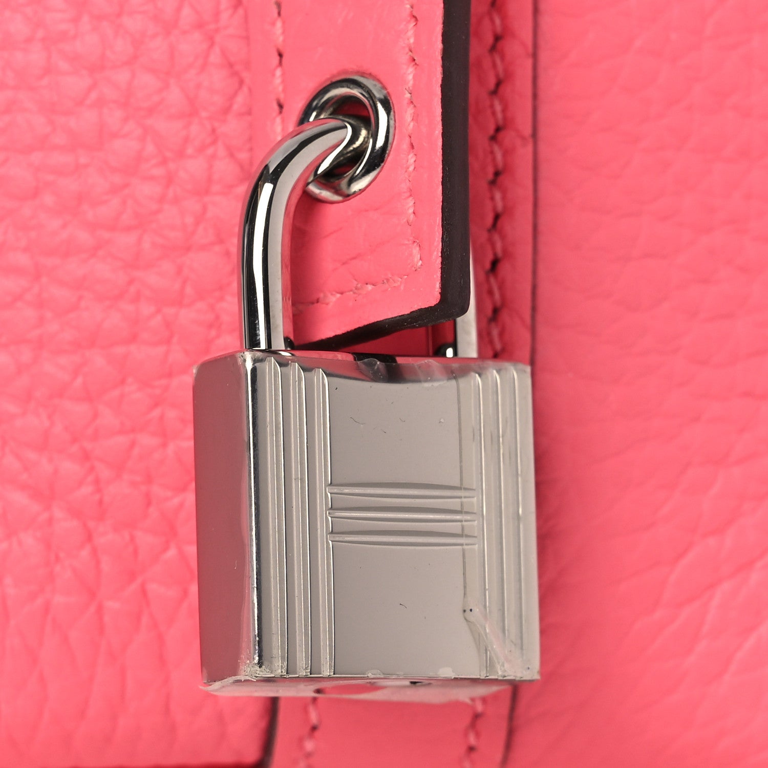 Hermes Taurillon Clemence Picotin Lock 18 PM Rose Azalee 1838922