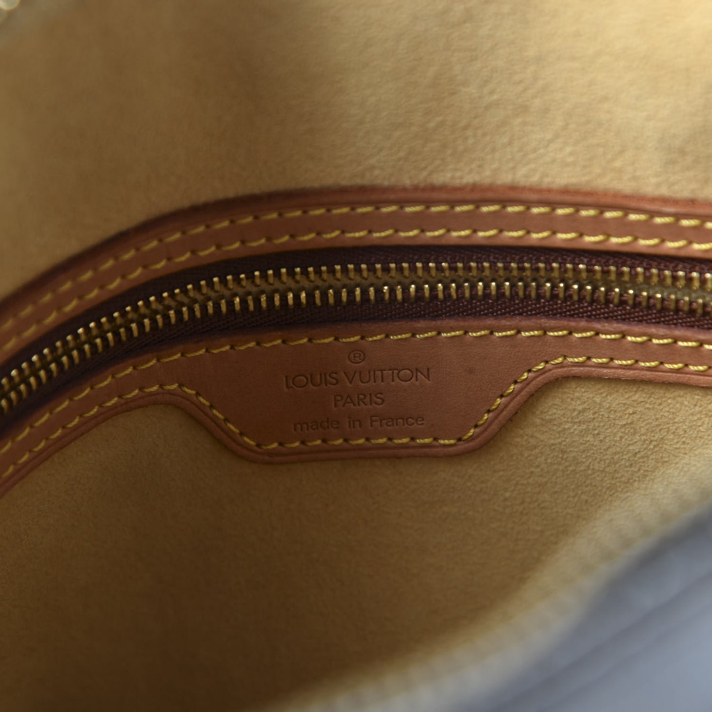 Monogram Looping GM
