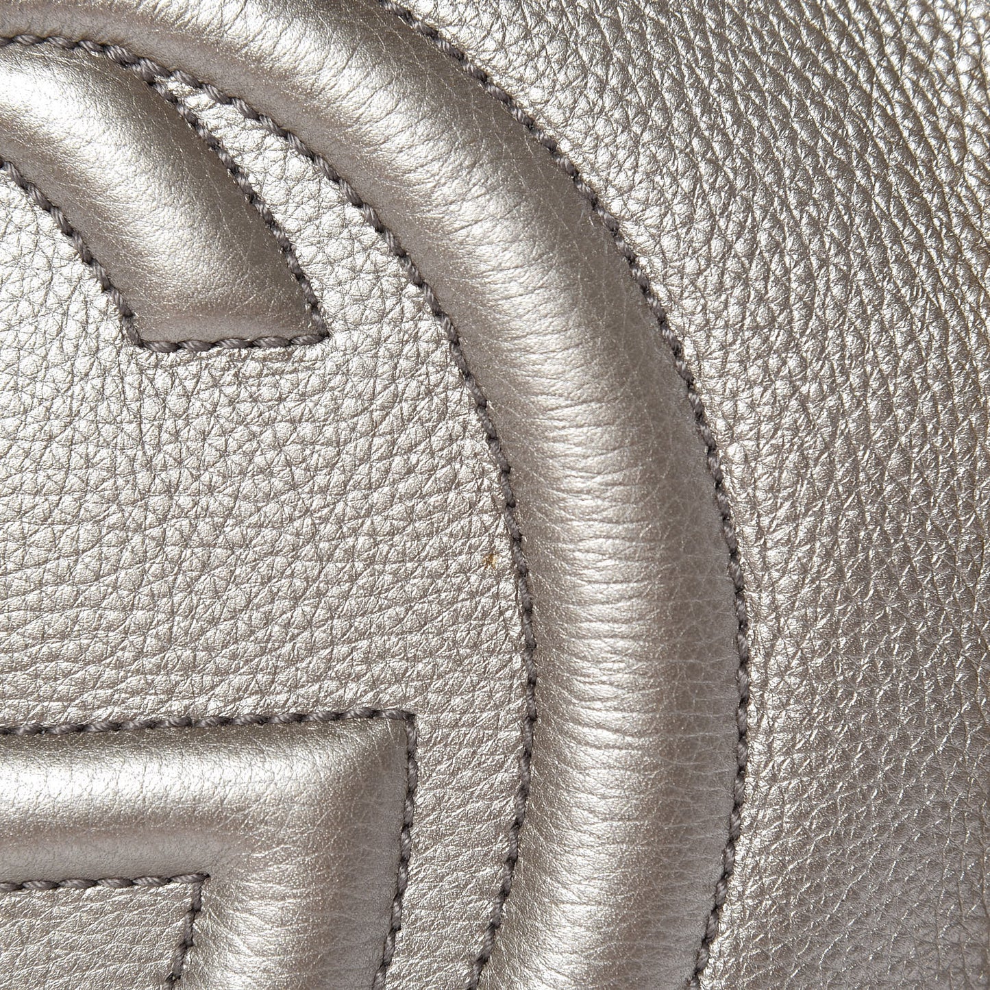 Metallic Pebbled Calfskin Medium Soho Chain Shoulder Bag Golden Beige