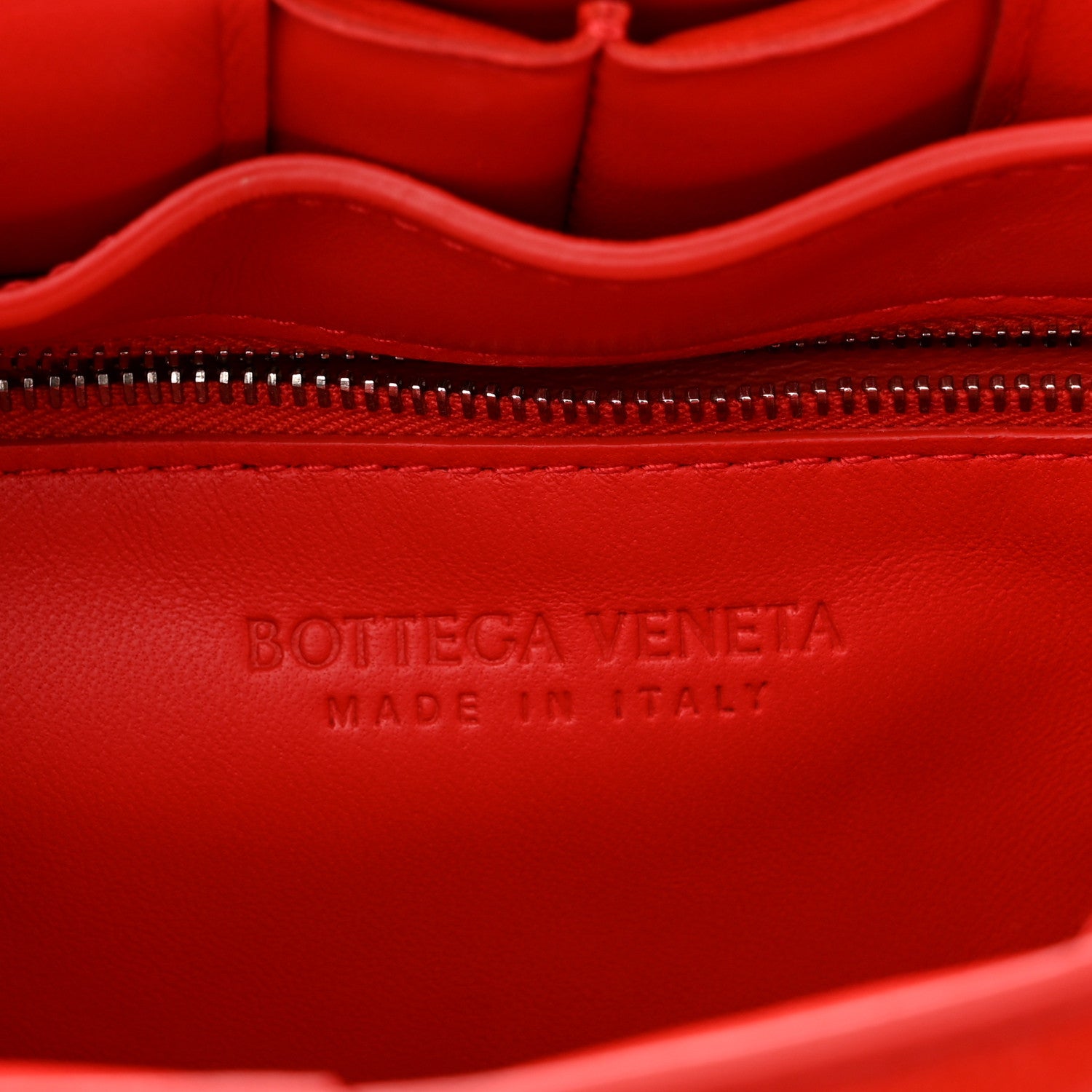 Bottega Veneta Lambskin Maxi Intreccio Padded Chain Cassette Crossbody Bag Nail Polish 6 of 9