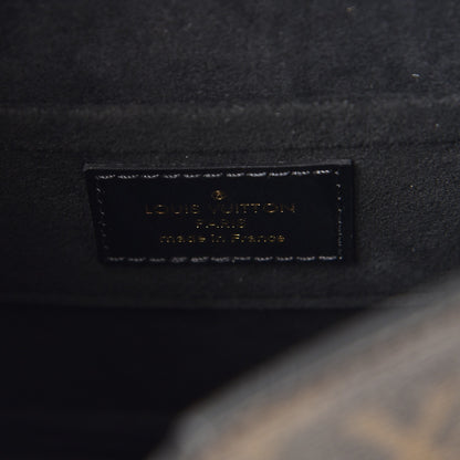 Louis Vuitton Reverse Monogram Bento Box 7 of 9