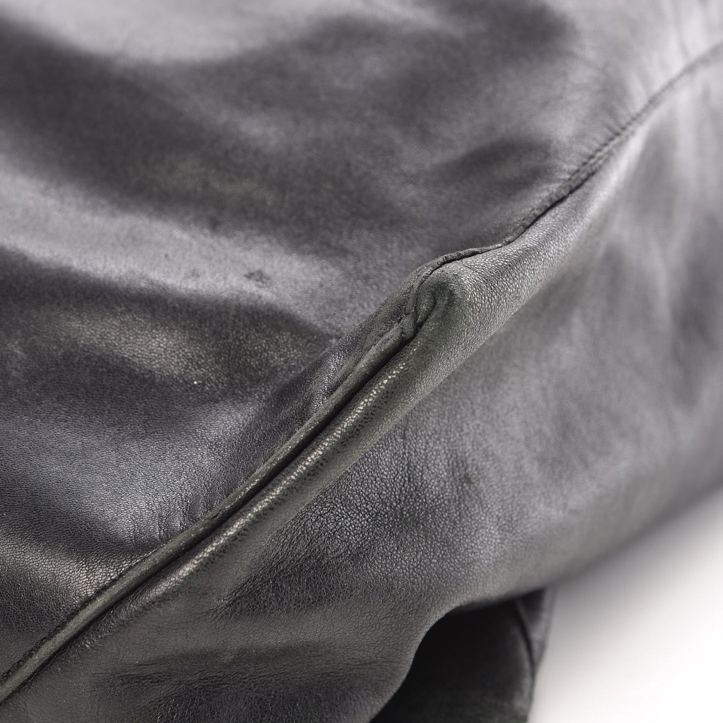 Grained Calfskin Horizontal Cabas Black