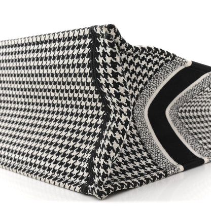 Christian Dior Canvas Houndstooth Embroidered Medium Book  Black White 10 of 14