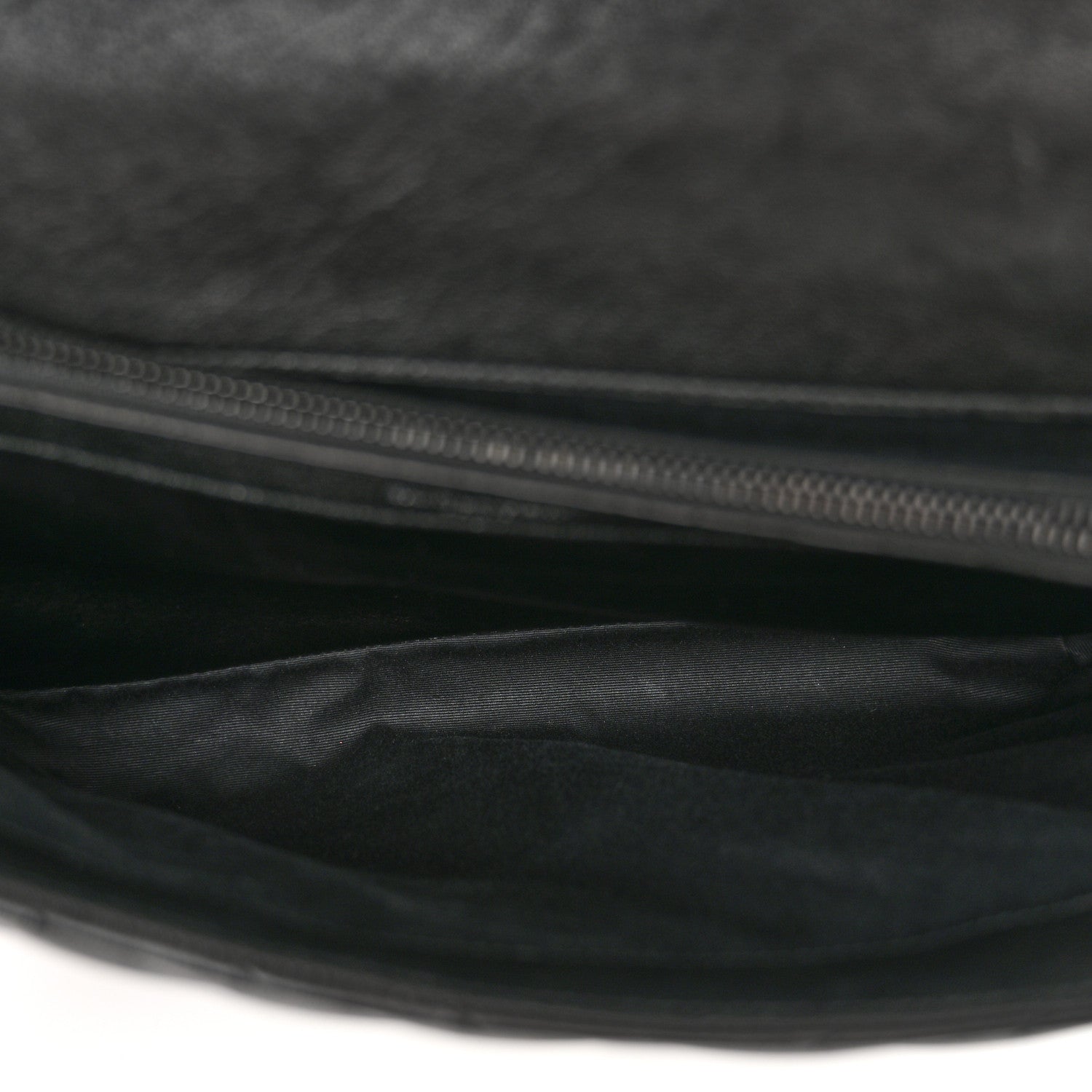 Saint Laurent Sheepskin Matelasse Chevron Monogram Monochrome Large College Satchel Black 5 of 10