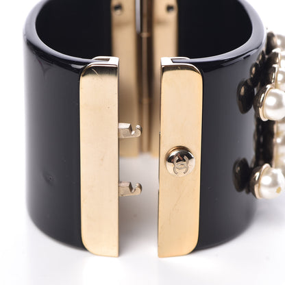 Chanel Resin Pearl CC Cuff Black 4 of 10