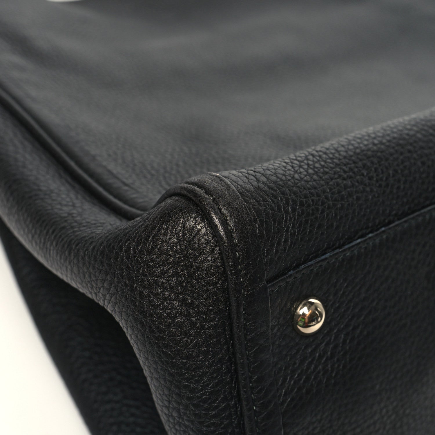 Gucci Pebbled Calfskin Medium Soho Shoulder Bag Black 11 of 13
