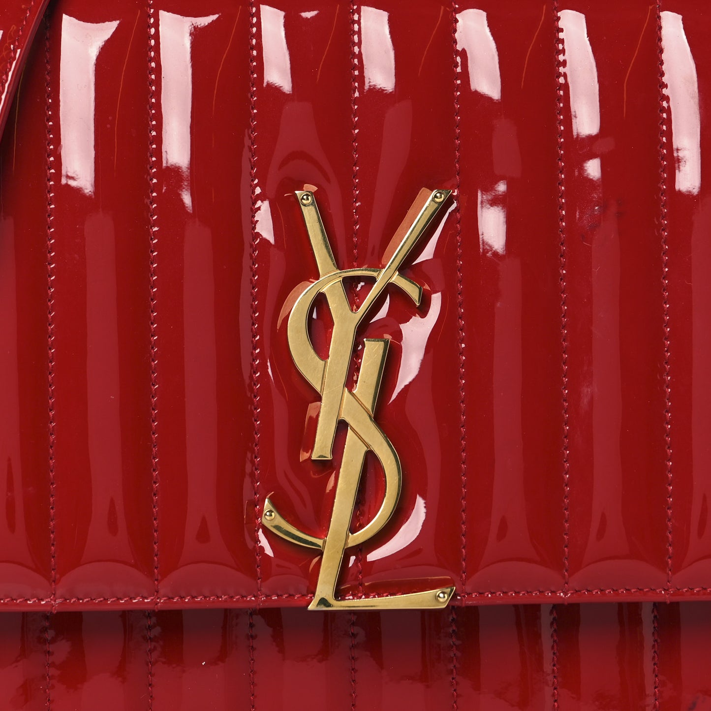 Patent Matelasse Monogram Large Vicky Chain Bag Rouge Eros