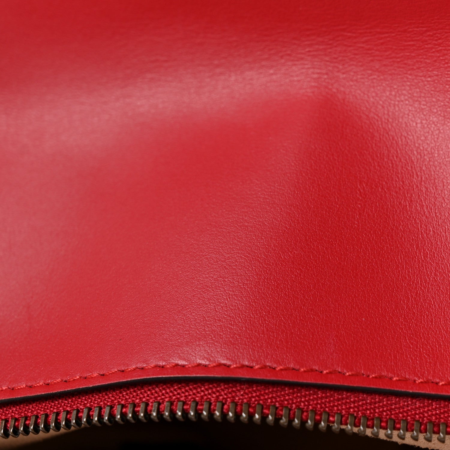 Gucci Calfskin Matelasse Small GG Marmont Shoulder Bag Hibiscus Red 11 of 13
