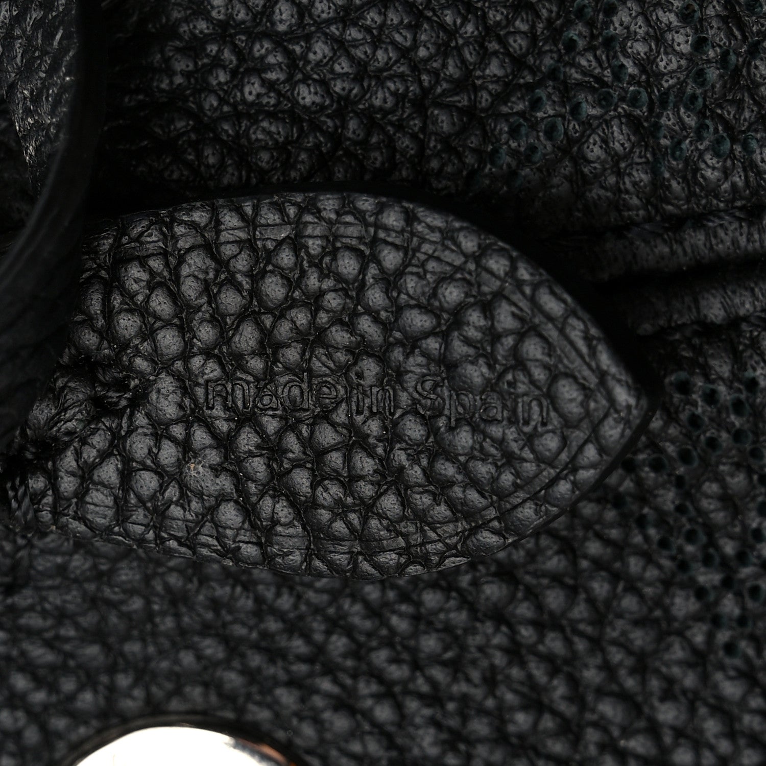 Louis Vuitton Mahina Bella Black 8 of 11