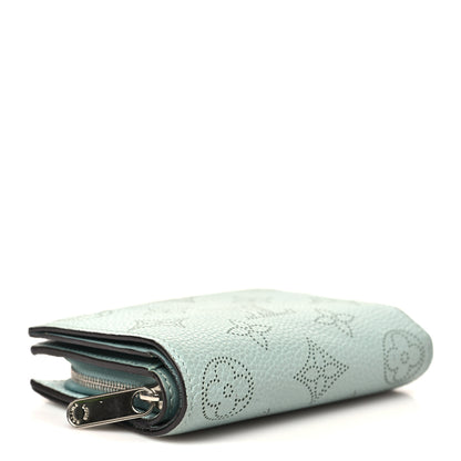 Louis Vuitton Mahina Clea Wallet Vert Lagon 4 of 7