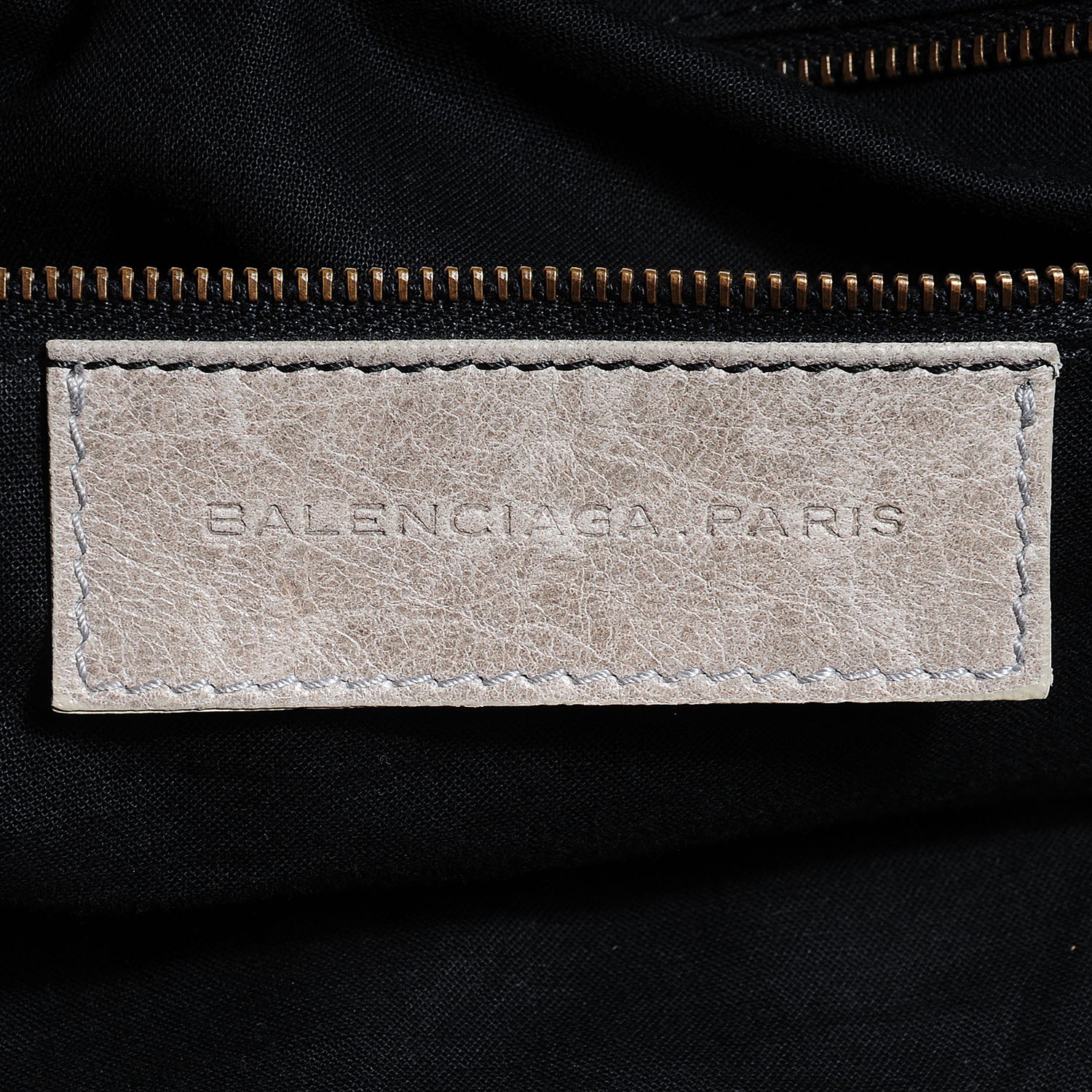 Balenciaga Chevre Classic Hardware Day Hobo Greige 11 of 13