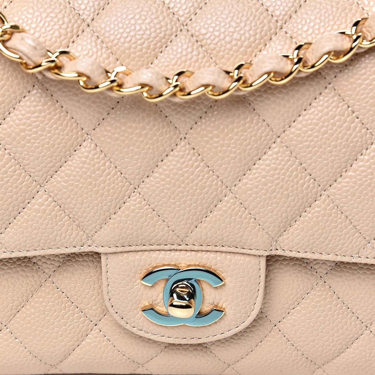 Caviar Quilted Medium Double Flap Beige Clair