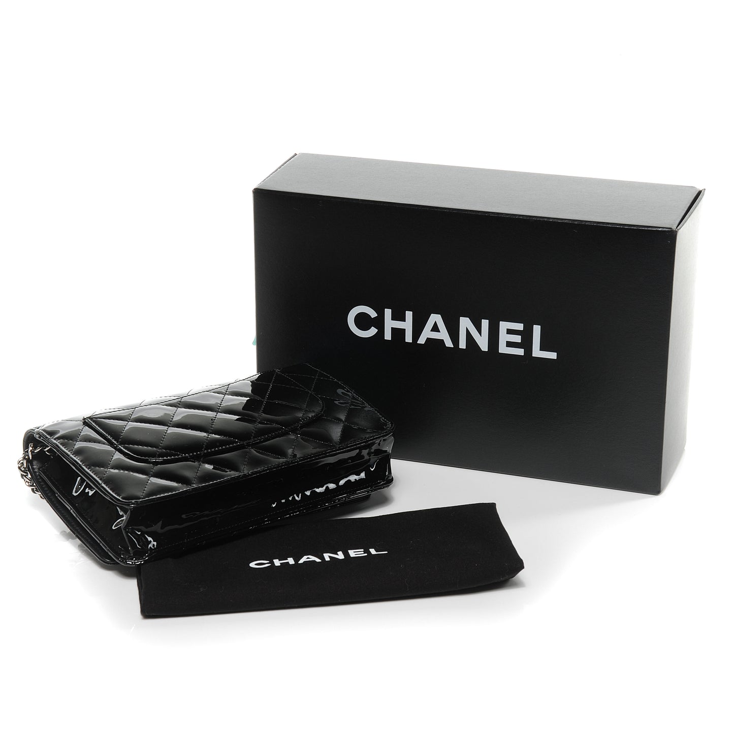 Patent Quilted Wallet On Chain WOC Black