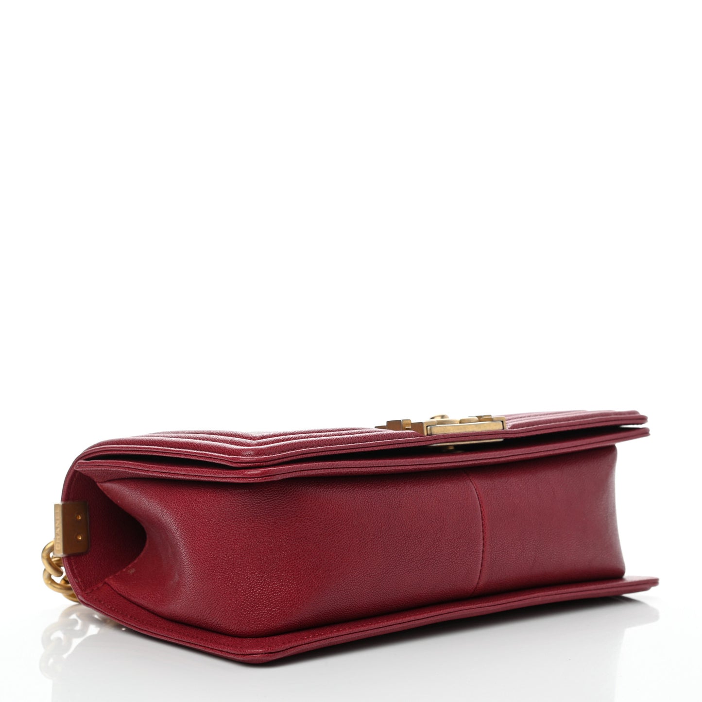 Caviar Chevron Quilted Medium Boy Flap Red