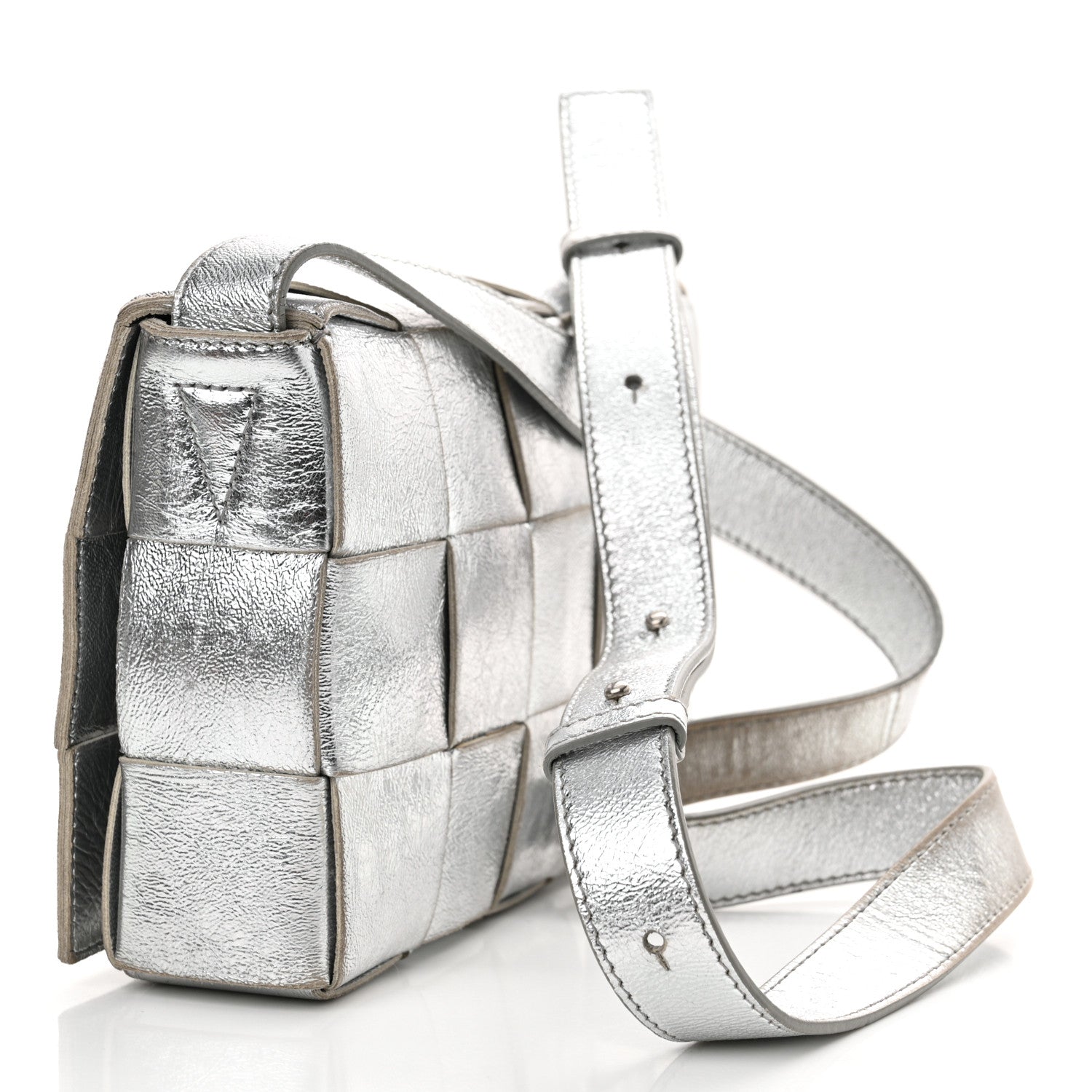 Bottega Veneta Metallic Lambskin Maxi Intrecciato Cassette Crossbody Bag Silver 3 of 16