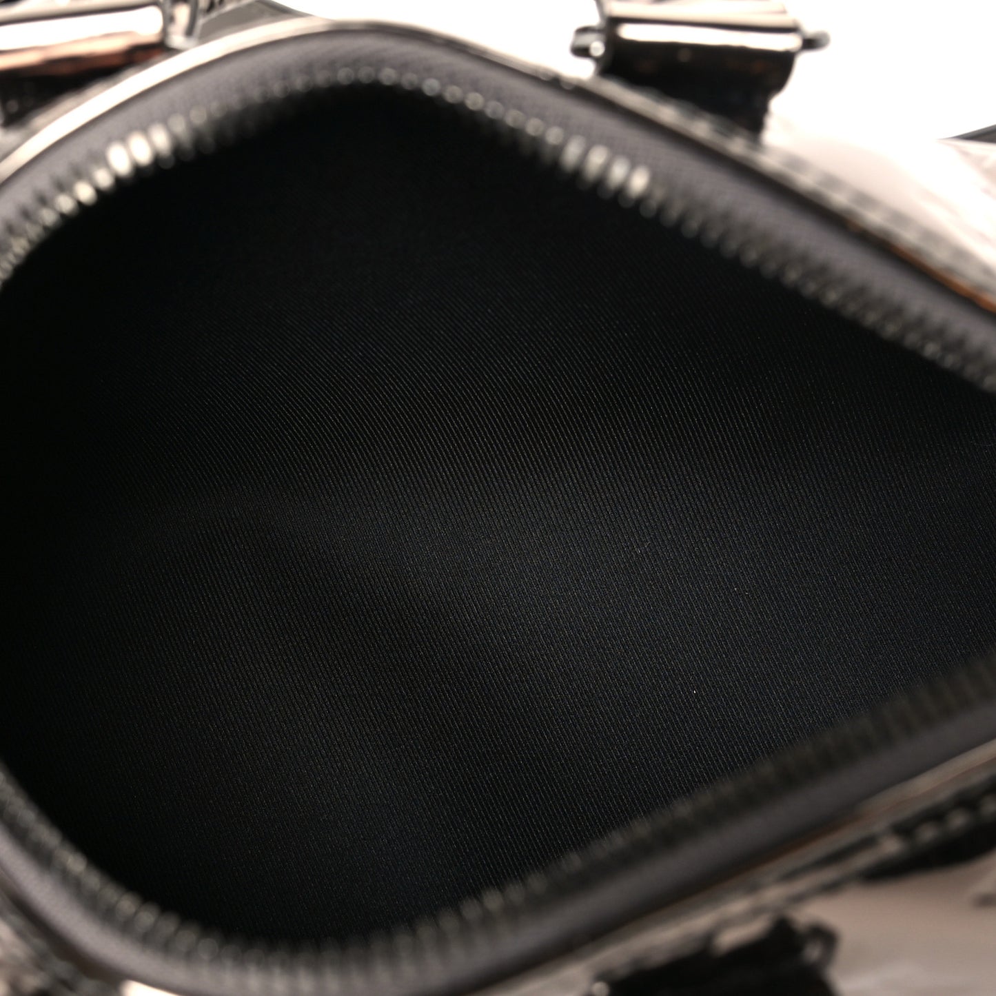 Mirror Monogram Heritage Keepall Bandouliere 25 Gunmetal