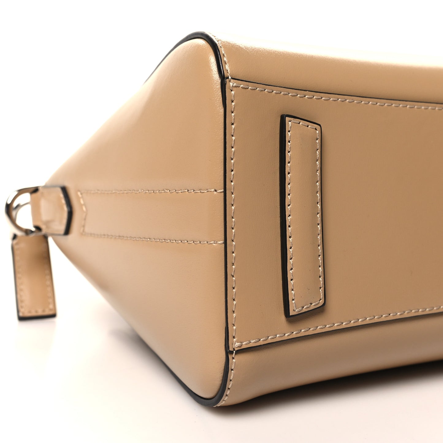 Shiny Lord Calfskin Mini Antigona Nude