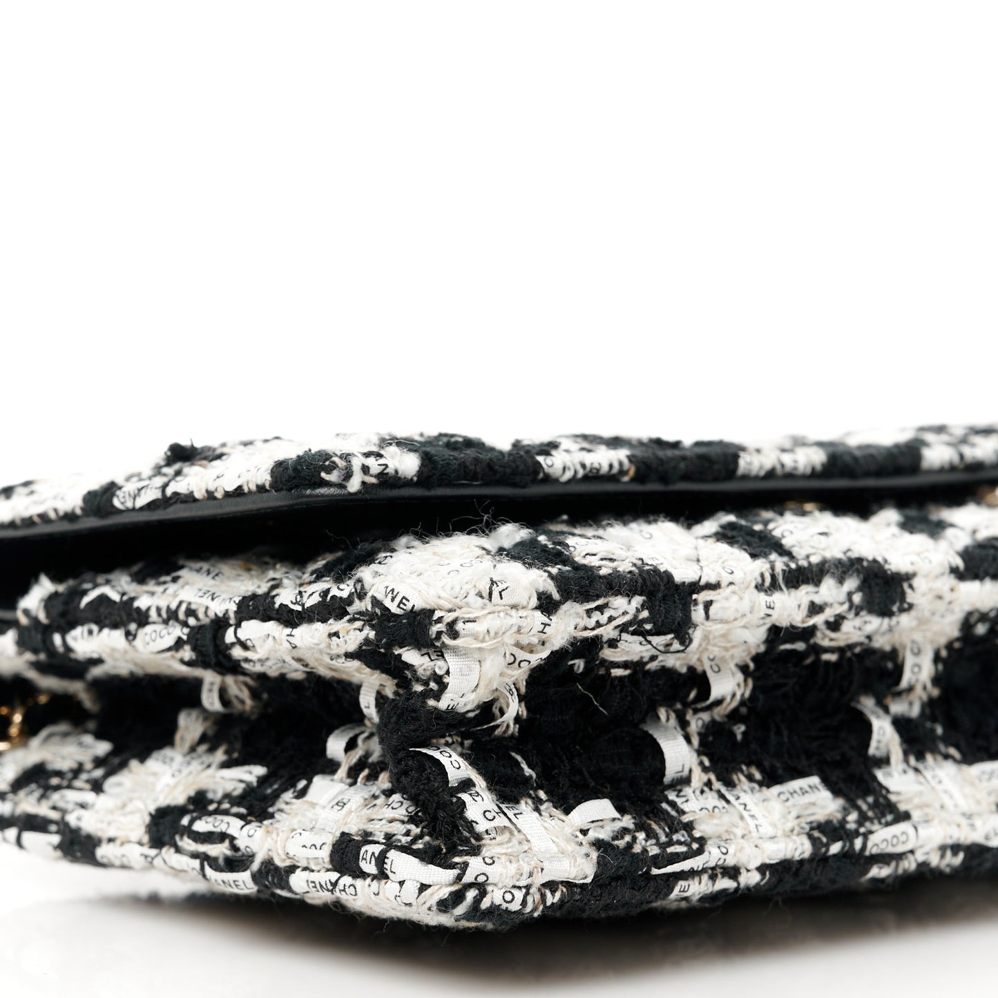 Tweed Quilted Wallet On Chain WOC Black Ecru White