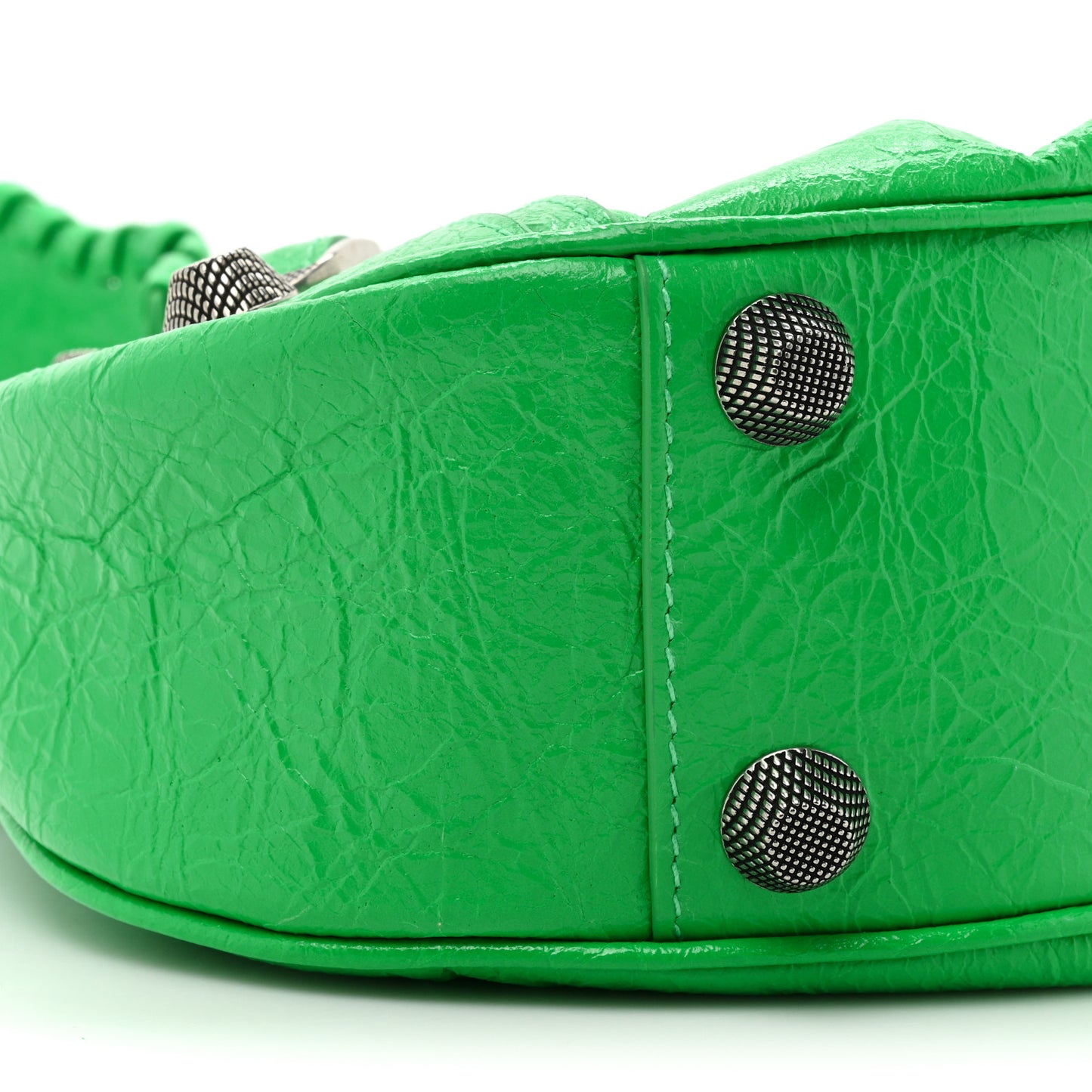 Agneau Arena Small Le Cagole Shoulder Bag Vivid Green