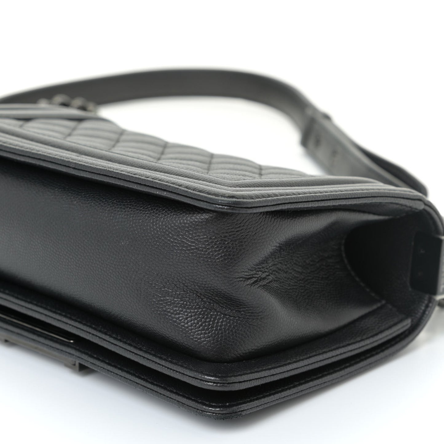 Caviar Quilted Small Boy Flap So Black