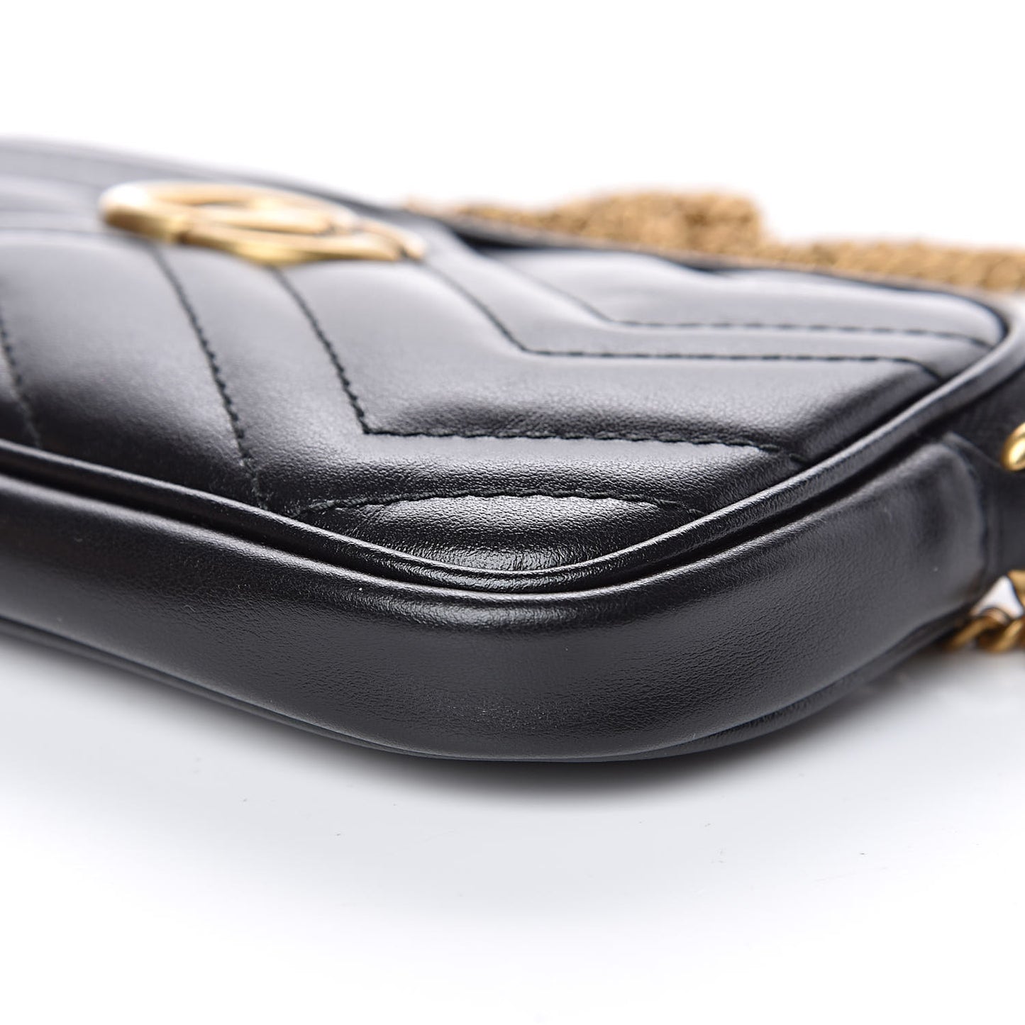 Calfskin Matelasse Mini GG Marmont Chain Crossbody Bag Black