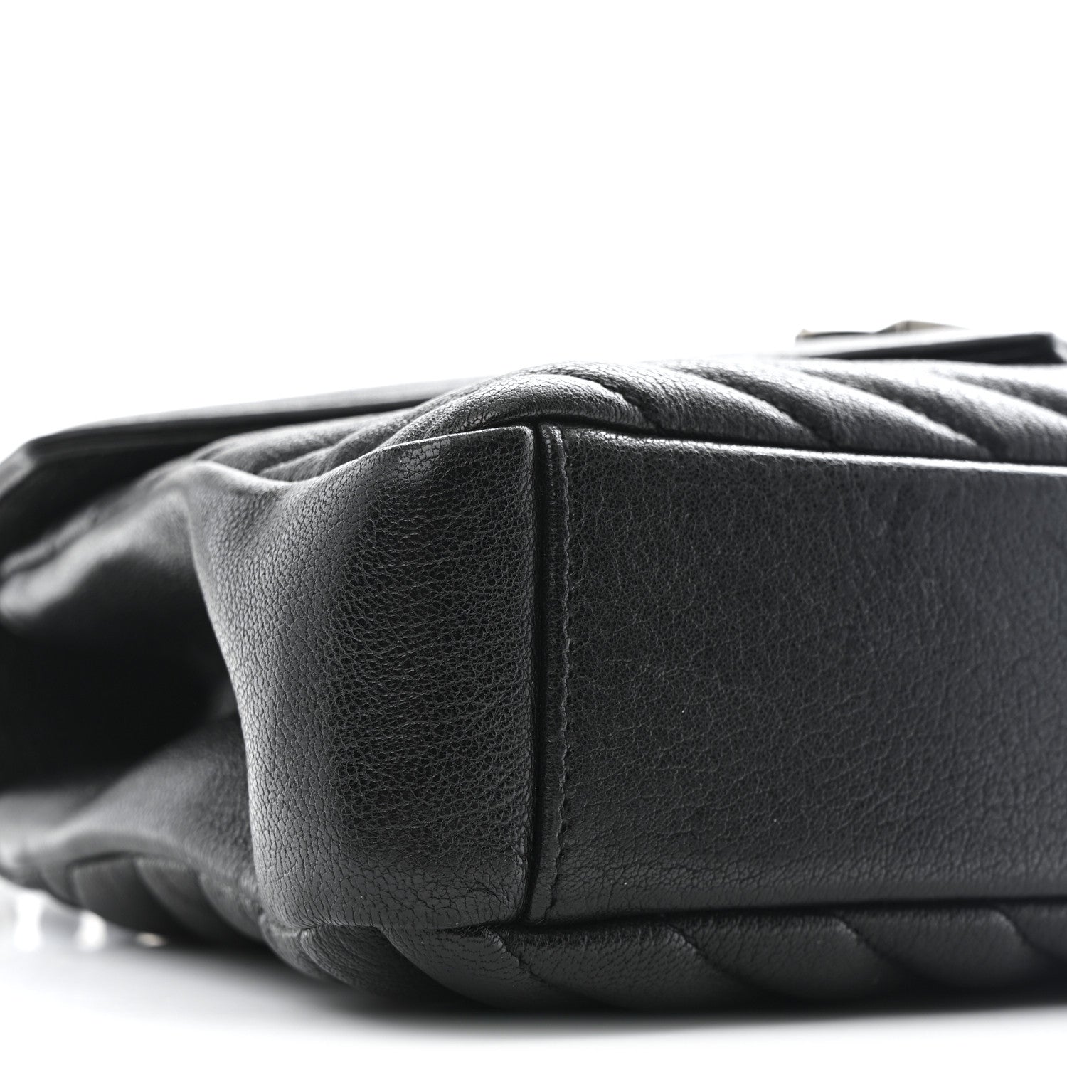 Saint Laurent Sheepskin Matelasse Chevron Monogram Medium College Bag Black 9 of 10