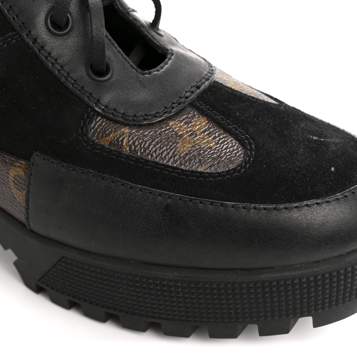 Louis Vuitton Suede Calfskin Monogram Laureate Platform Desert Boots 41 Black 10 of 10