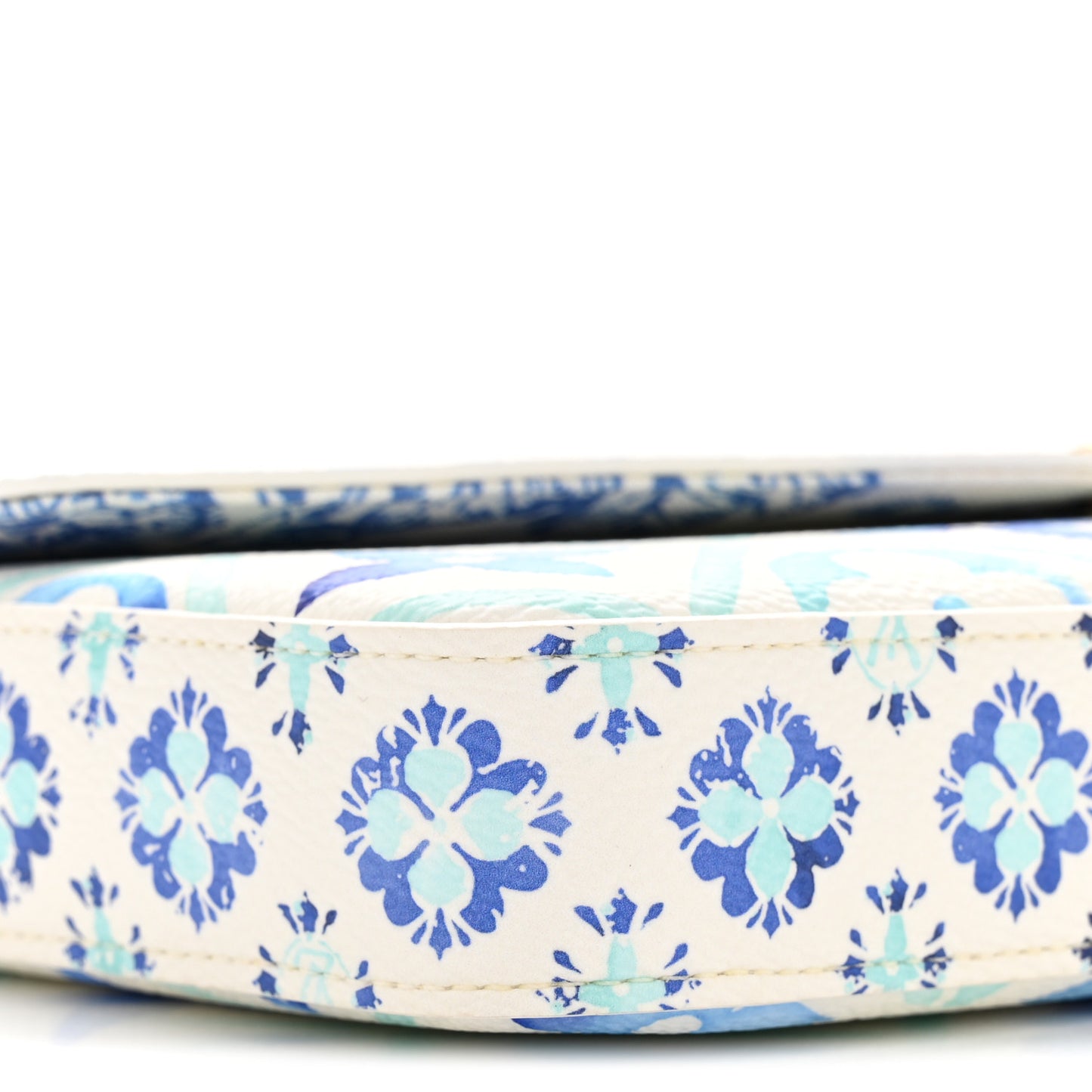 Monogram Giant By The Pool 2.0 Felicie Pochette Chain Wallet Lagoon Blue