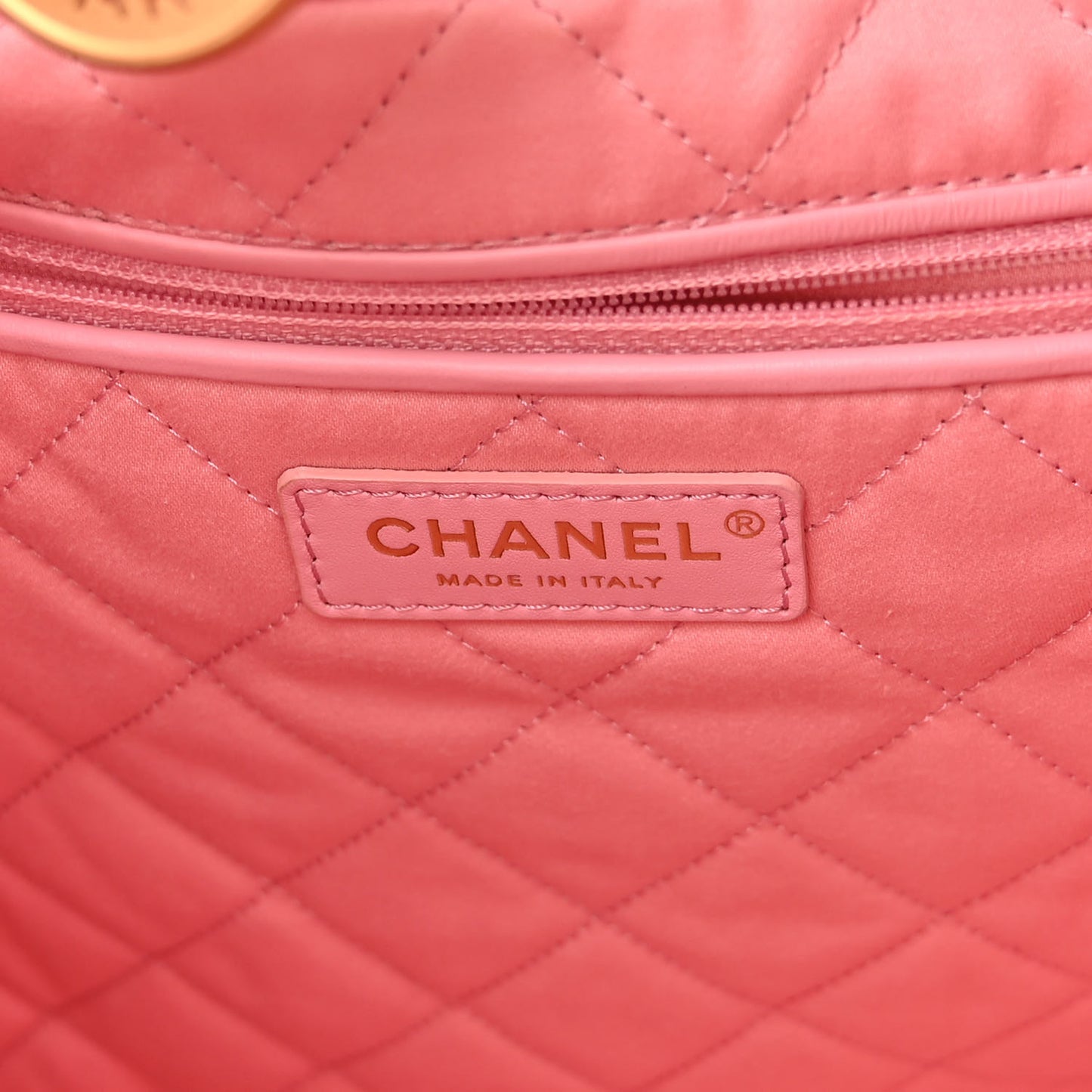 Shiny Calfskin Quilted Chanel 22 Pink