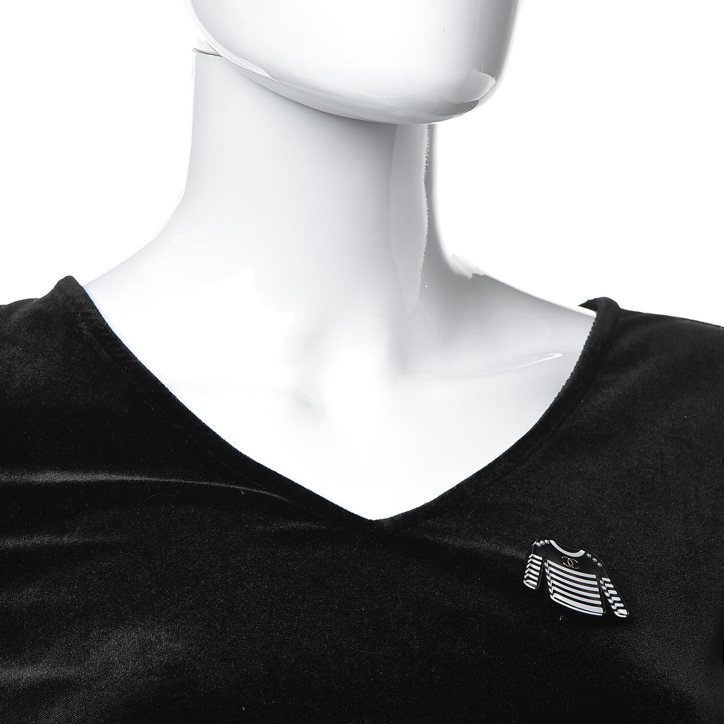 Resin Sweater CC Brooch Black White