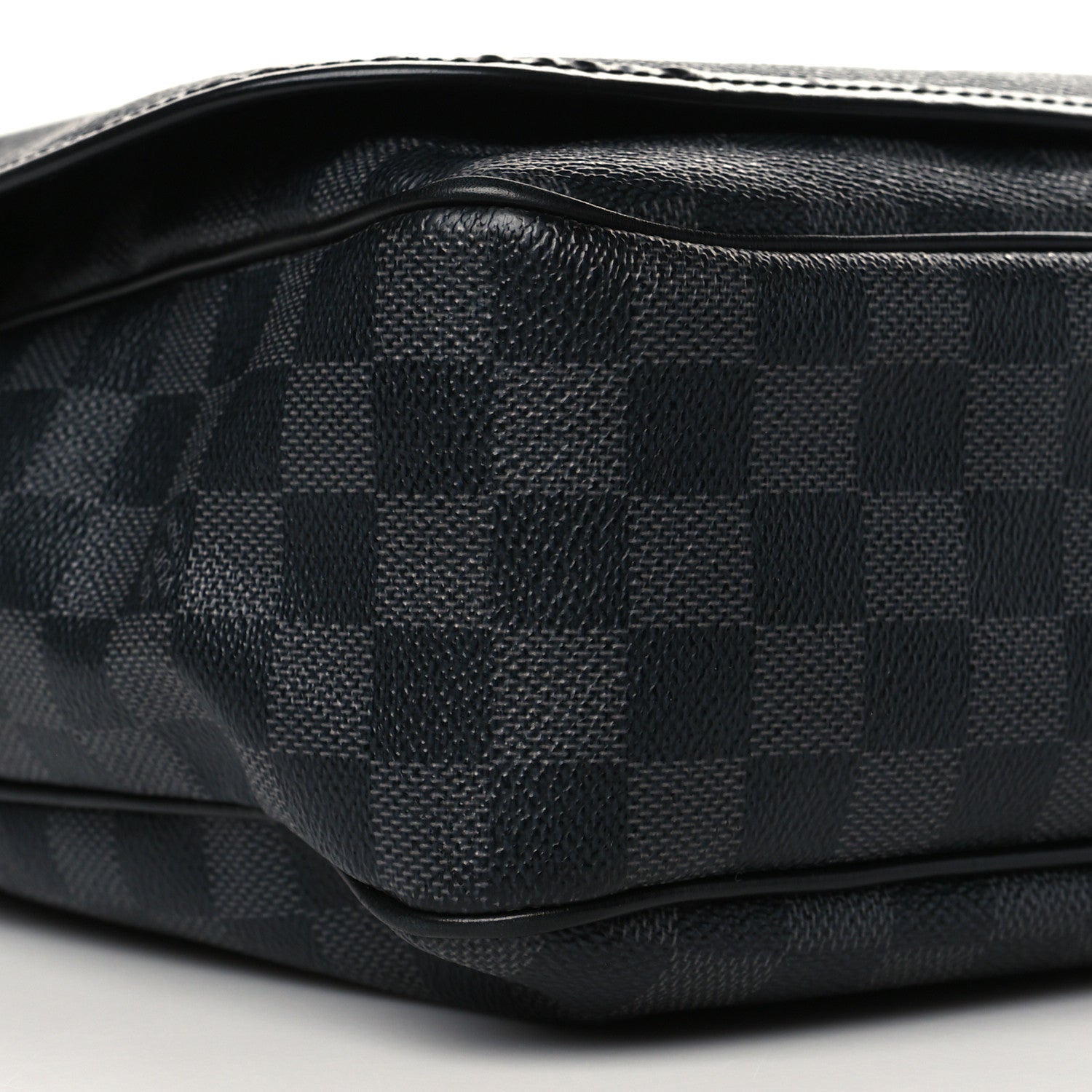 Louis Vuitton Damier Graphite Daniel GM 8 of 9